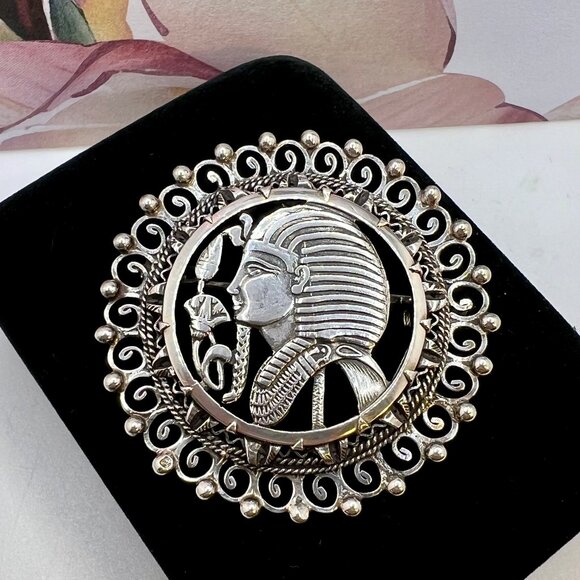 Egyptian Pharoah Sterling Brooch - Picture 1 of 7